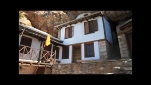 КАК ПРАВИЛЬНО КРЕСТИТЬСЯ  ----   ДВУМЯ ИЛИ ТРЕМЯ ПЕРСТАМИ?