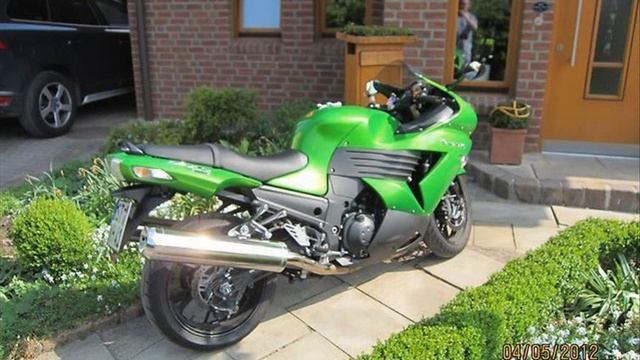 zzr 1400 absn - KAWASAKI ZZR 1400 ABS смотреть онлайн