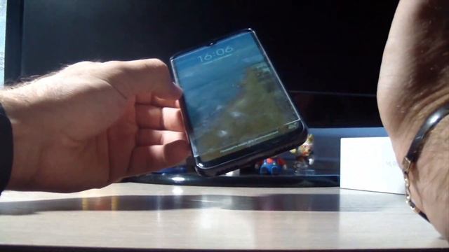 Xiaomi Mi Play Честный Обзор смотреть онлайн