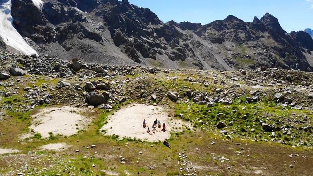 Пролетая над эльбрусом смотреть онлайн