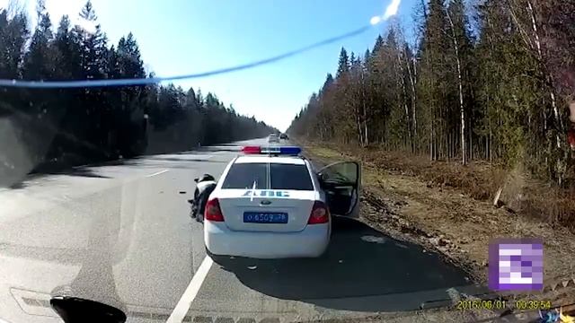 МОЩНО СНЕС ДПСНИКА. LEXUS. КИЕВСКОЕ ШОССЕ смотреть онлайн