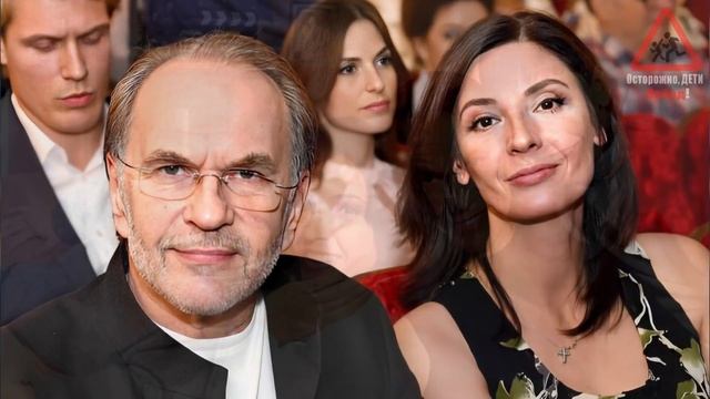 СЫН Гуськова и Вележевой стал актером | Как выглядит парень, взявший лучшее от мамы и папы смотреть онлайн