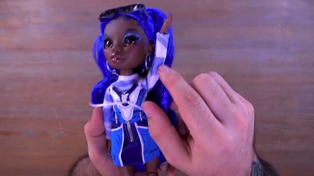 Rainbow High Series 4: Coco Vanderbalt Doll Review! смотреть онлайн