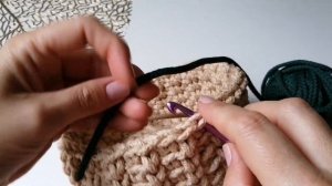 Что связать из остатков шнура? Вяжем подарочную корзину с розами