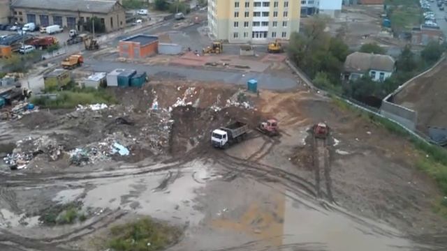 Как утилизируют строительный мусор на позняках Ч.2 смотреть онлайн