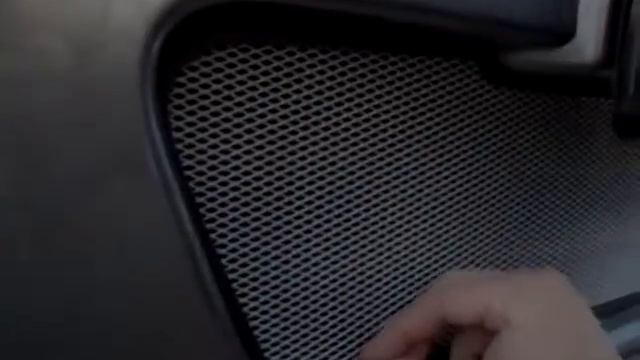 защита радиатора Nissan Note хром установка