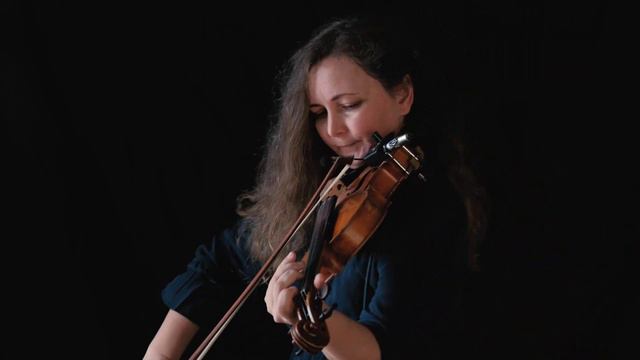 Johann Sebastian Bach - Sarabande, Violin Partita No. 2 in D Minor, BWV 1004 - solo violin смотреть онлайн