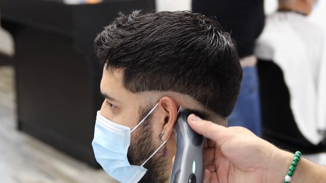 BARBER TUTORIAL | EASY MID DROP FADE STEPS for DIFFICULT HAIR смотреть онлайн