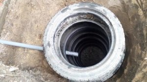 Сливная яма из покрышек