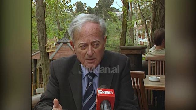 Qëndrimi i Sabri Godos për kërkesën për shkarkim të Theodhori Sollakut-(18 Prill 2006) смотреть онлайн