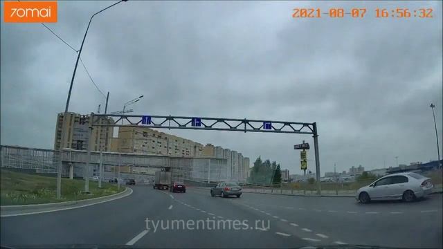 Типичные "догонялки" на кольце в Тюмени, 07.08.2021 смотреть онлайн