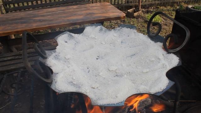 Сковорода из диска бороны. Садж. Первый обжиг/ 100% должна быть в каждом доме! смотреть онлайн