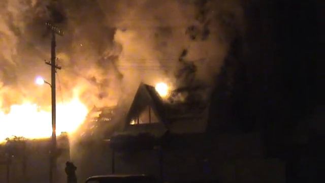 пожар в калаче золотое руно.avi смотреть онлайн