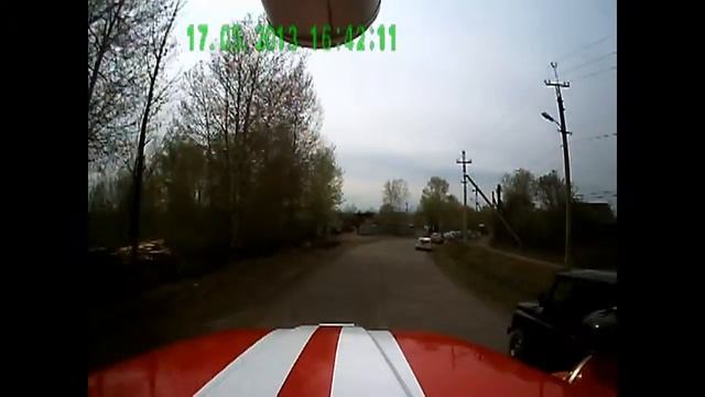 Уступи дорогу пожарному автомобилю . смотреть онлайн