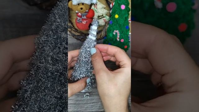 Ёлочка своими руками ?из серебристой синельной проволоки. Christmas tree 2024 ? silver tree смотреть онлайн