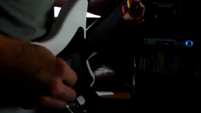 Guitar Hero: On Tour Custom Controller смотреть онлайн