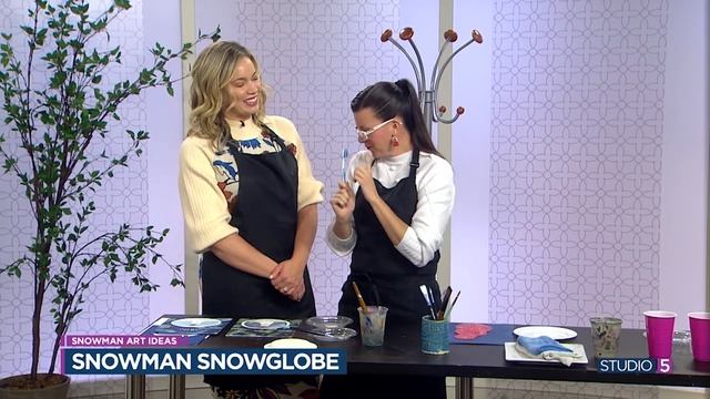 Kick off winter with snowman art! 3 painting projects to try with the kids смотреть онлайн