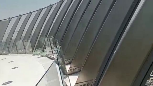 The View, at the top of Nakheel Mall, The Palm, Dubai смотреть онлайн