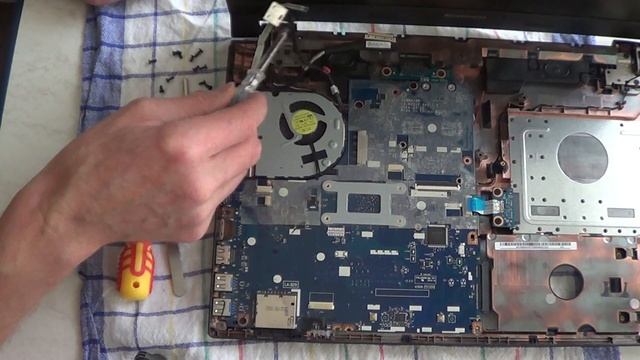 16 сборка и разборка компьютера или ноутбук, он же лаптоп 16 смотреть онлайн
