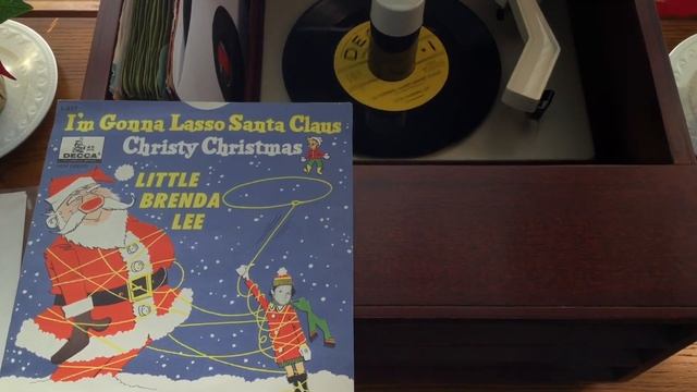 I'm Gonna Lasso Santa Clause & Christy Christmas. смотреть онлайн