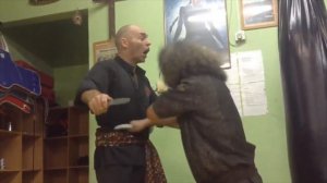 История и обзор Филиппинского ножа КЕРАМБИТ [Knife Story]