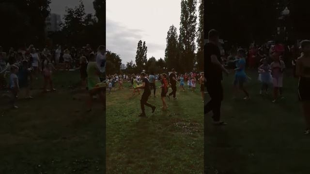 Батл на водяных пистолетах смотреть онлайн