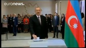 Курд Алиев вновь стал президентом Азербайджана.  Курды вновь управляют азепрпичанским ста дом