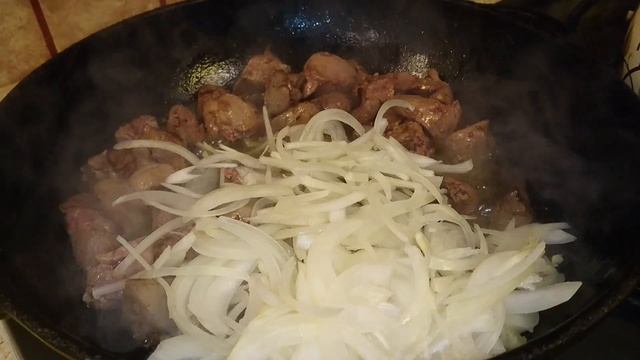 Куриная печень с овощами смотреть онлайн