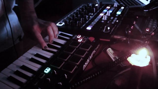 AMBIENT JAM - DRUMBRUTE IMPACT - AKAI MPK MINI - KORK VOLCA KEYS смотреть онлайн