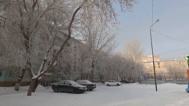 #Павлодар . По просьбе подписчиков. Заглянем во дворы. смотреть онлайн