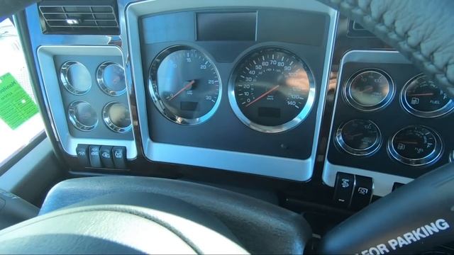 2020 Kenworth W900L 86" Studio Sleeper, Custom Comanche Paint, X15 605 18 manual. - FULL TOUR смотреть онлайн