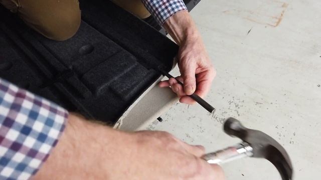 Range Rover L322 Rear Cargo Cover / Parcel Shelf Repair / Pin Replacement смотреть онлайн