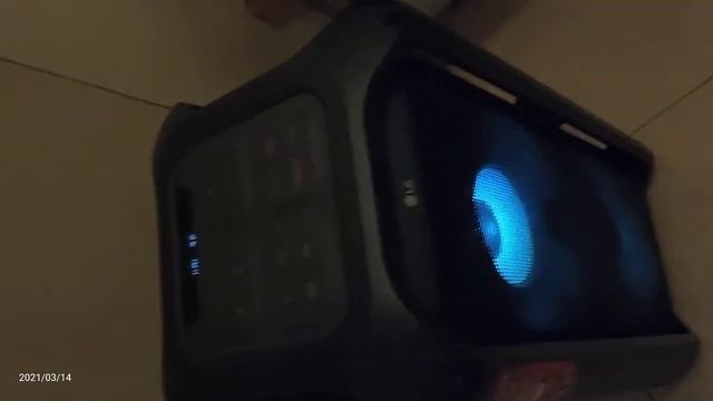 LG Xboom RK7 Portable Bluetooth Speaker- Sound Quality Test смотреть онлайн