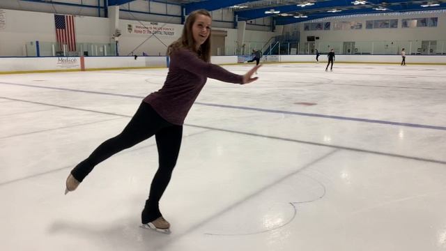 How To Do A Forward Inside Three-Turn In Figure Skates смотреть онлайн