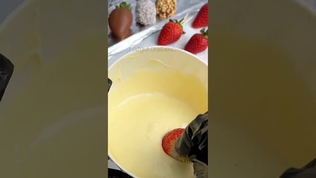 История одного набора ?? #chocolate #шоколад #shorts #клубника #short #strawberry смотреть онлайн