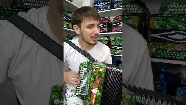 Парень исполнил Вологду на шикарной гармошке! Кто еще хочет такую? #гармонь #купитьгармонь #вологда смотреть онлайн