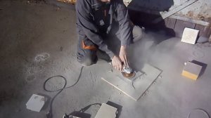 Как снять клей с плитки