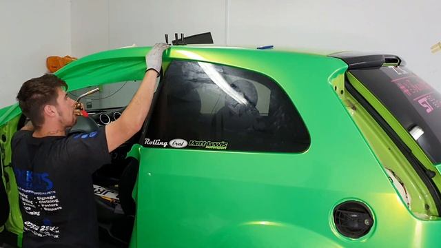 MK6 Ford Fiesta Vinyl WRAPPED KELLY GREEN смотреть онлайн