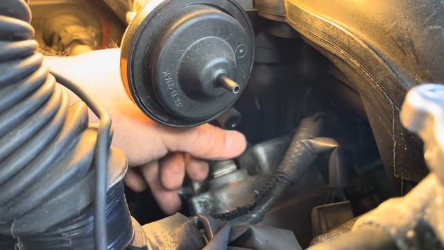 TOYOTA CAMRY V6 PCV VALVE REPLACEMENT - How to Change the PCV Valve on a Toyota Camry. Easy! смотреть онлайн