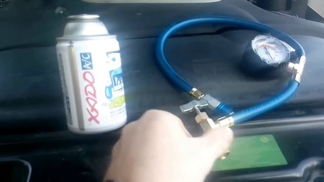 Заправка кондиционера БМВ  Е39 РЕЙСТАЛ  с балончика ХАDO R134A