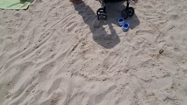 Почему никто не говорит правду про Дубай?! В Дубае жить опасно для здоровья. Грязные пляжи в Дубае. смотреть онлайн