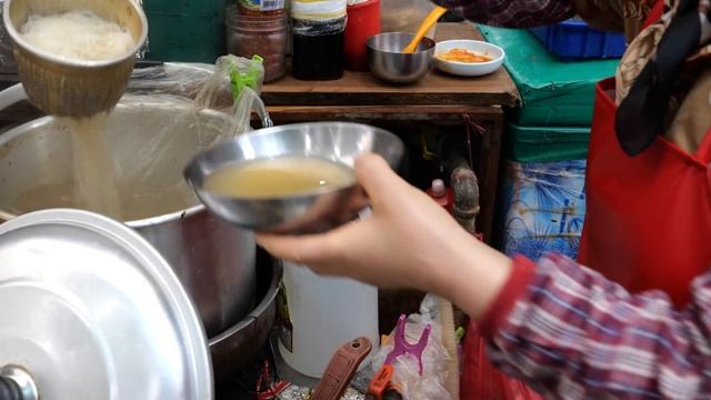 암뽕순대 하면 여기죠! 대구 서문시장 강원도 할머니 근황 / 순대, 떡볶이, 잔치국수 / Sundae, Tteokbokki, Noodles / Korean Street Food