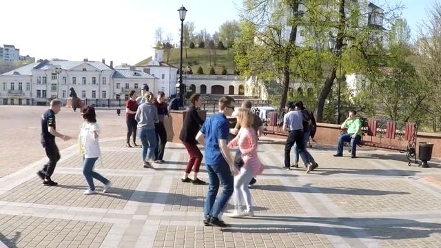 "Стиляги-Хоп". Открытие сезона оупен-эйров. Витебск 28.04.2019 г.-ч.9. смотреть онлайн