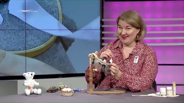 Бергамот! Вышиваем листья, цветок с необычной серединкой и бутон смотреть онлайн