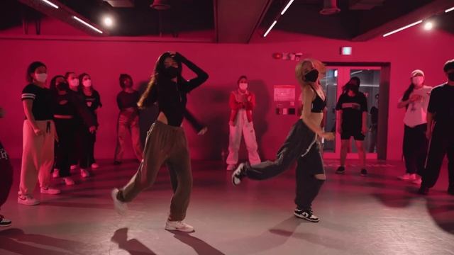 BLACKPINK - Pretty Savage (AGNLRE Remix) / Khaki X Ligi Choreography смотреть онлайн