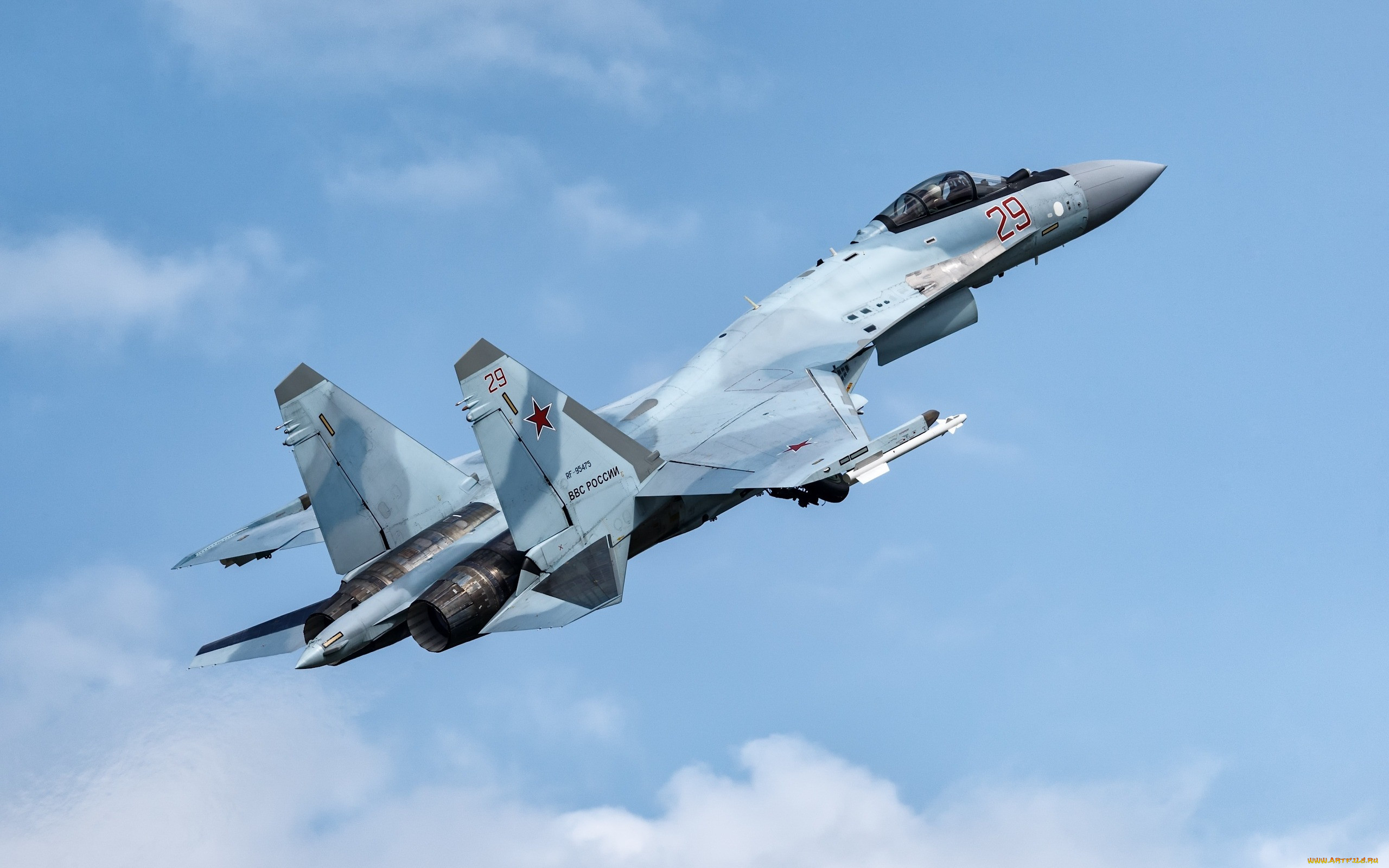 ОАК ПЕРЕДАЛА НА ФРОНТ НОВУЮ ПАРТИЮ ИСТРЕБИТЕЛЕЙ СУ-35С смотреть онлайн
