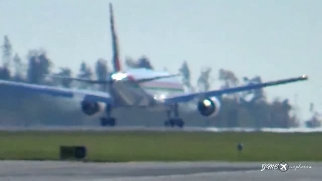 Boeing 767 crew training flights. National airport Minsk смотреть онлайн