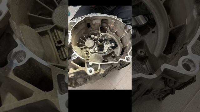 Замена пакета сцепления ДСГ-7 смотреть онлайн