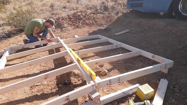 How to Make a Backyard / Jobsite Building Platform | Modular Deck смотреть онлайн