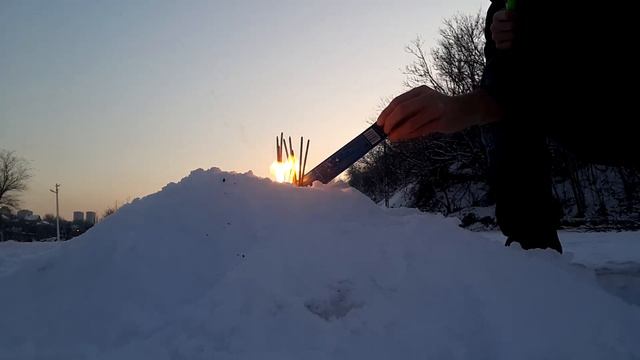 ? Мини ВУЛКАН из БЕНГАЛЬСКИХ ОГНЕЙ! Сделал сам своими руками. 10000 не нужно... смотреть онлайн
